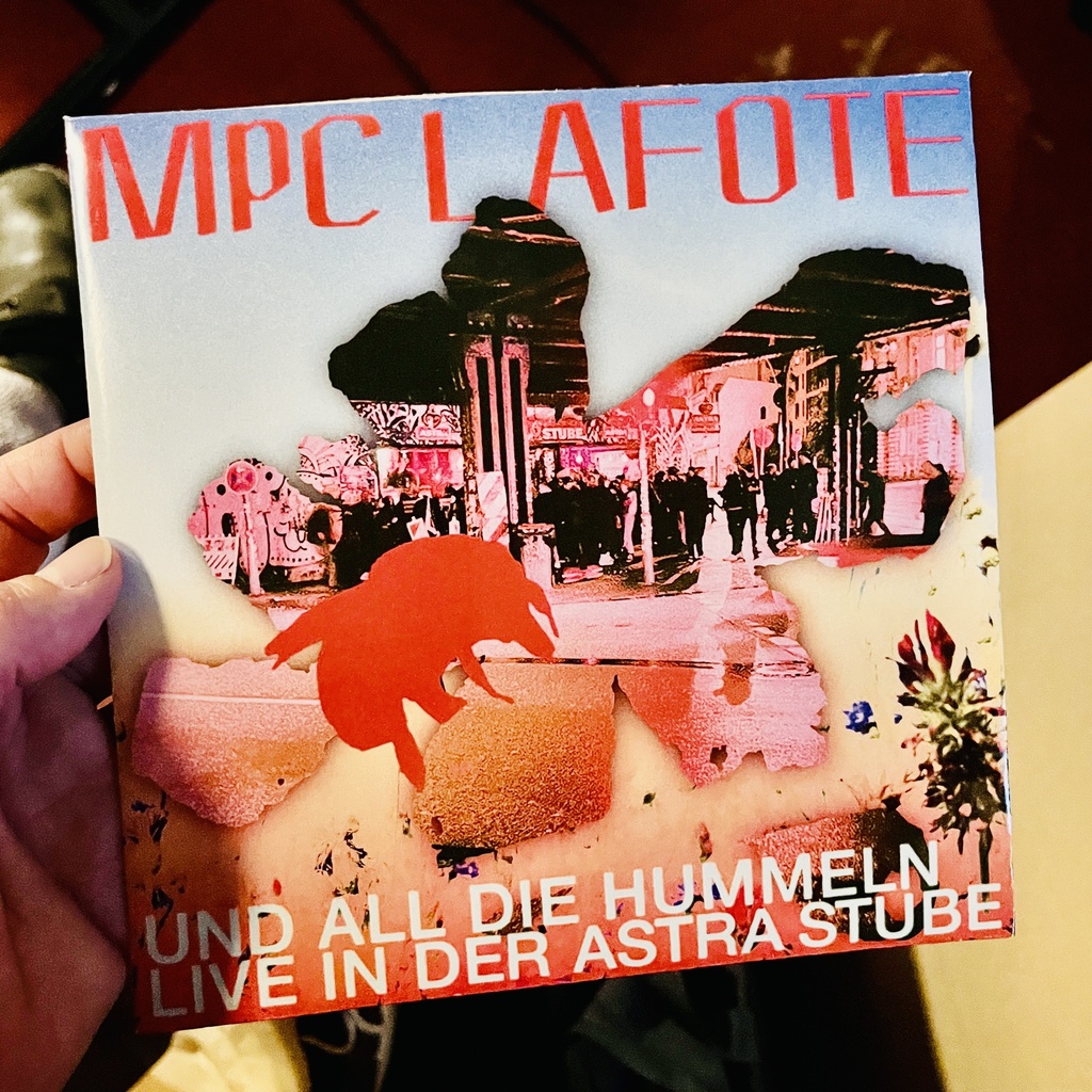Und all die Hummeln (Live in der Astra Stube) / And all the bumblebees