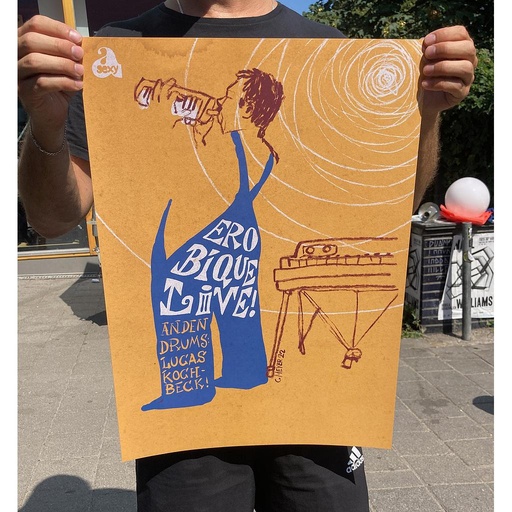 [HP006707] POSTER LIVE 2022